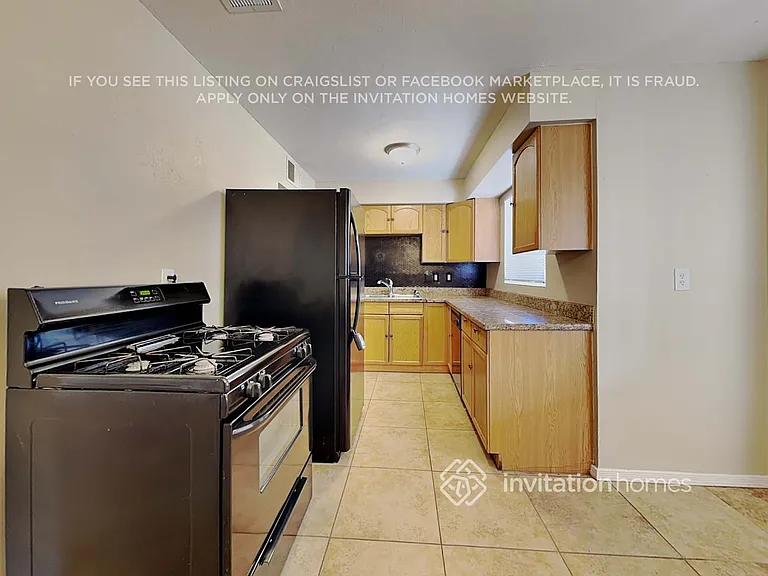 1215 E Winter Dr — Photo 7