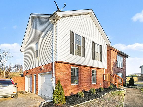 3rd image of 2015 Copper Kettle Cir