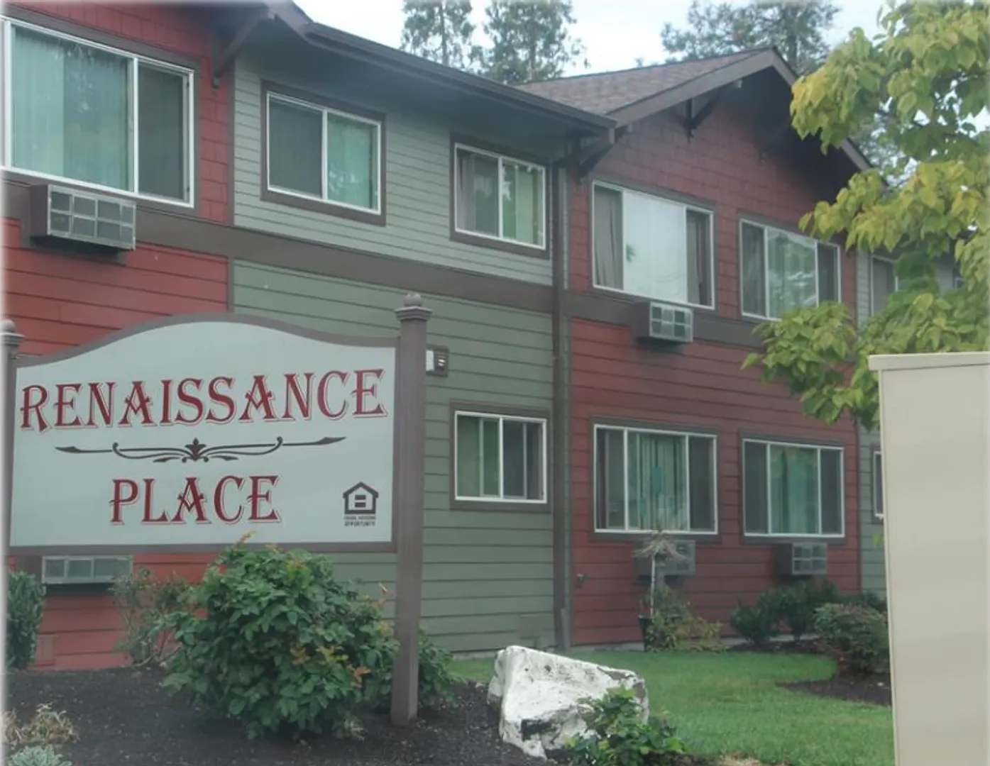 Renaissance Place — Photo 1