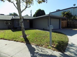 180 Manzanita Ln, Tracy, CA 95376