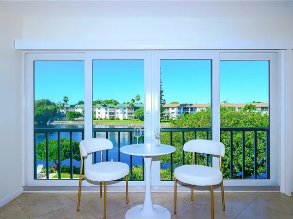 3055 Riviera DR #306, NAPLES, FL 34103