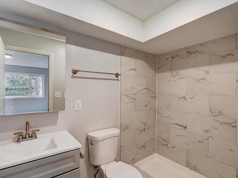 25-Warren Park Dr-025