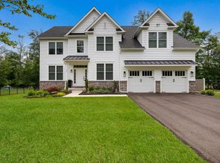 702 Shady Retreat Rd, Doylestown, PA 18901