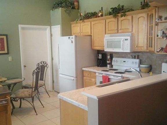 5th image of 854 Weatherly Ct