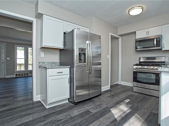 5th image of 30020 Fern Dr