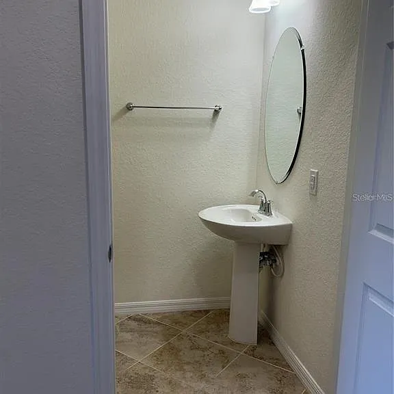 20314 Lagente Cir — Photo 12