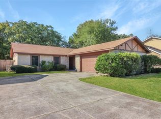 4808 Sandalwood Cir, Baytown, TX 77521