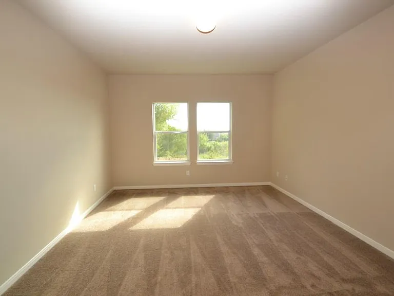 1385 Red Stag Pl — Photo 5