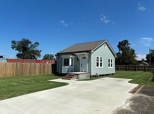 1011 Grinage St, Houma, LA 70360