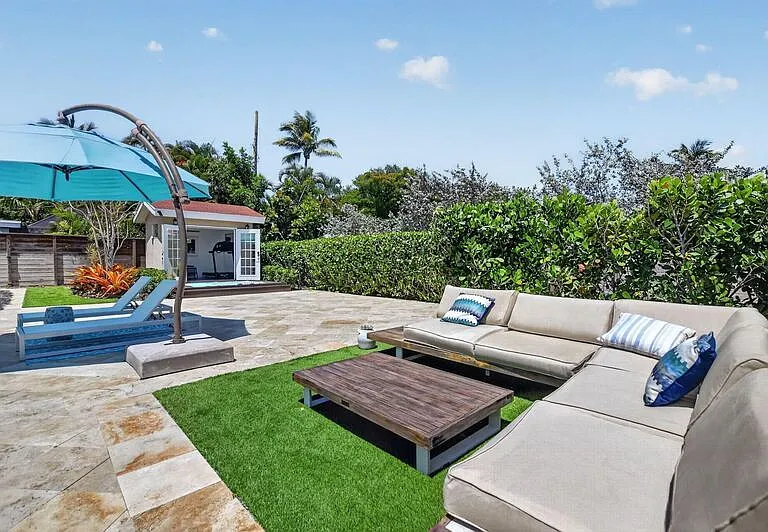 424 SW 7th Way — Photo 45