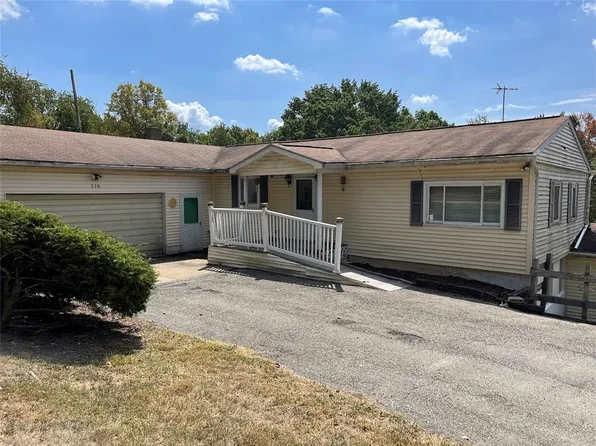 228 Castile Ridge Rd, Marianna, PA 15345