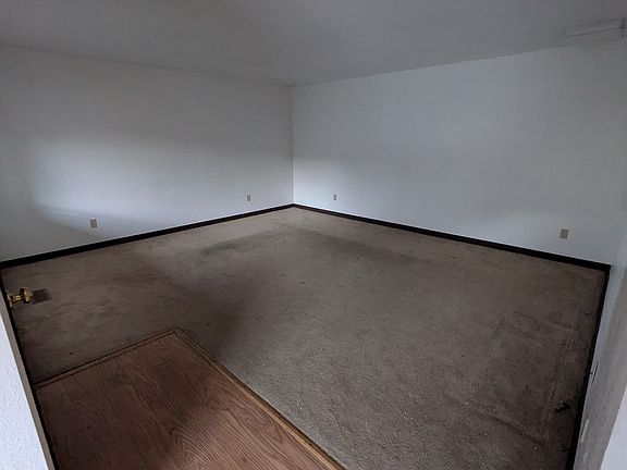 2nd image of 1438 Kimmerling Rd