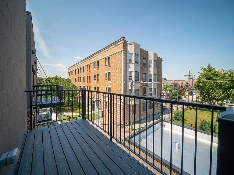 406 E 50th Pl #3 — Photo 19