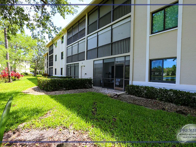 5754 Deauville Cir #E104 — Photo 39
