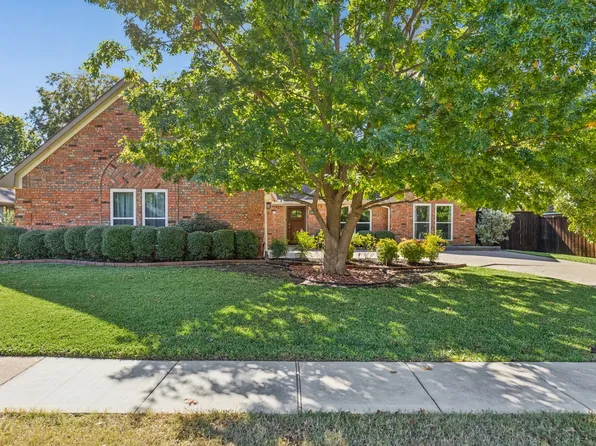 2402 Elmhurst St, Rowlett, TX 75088