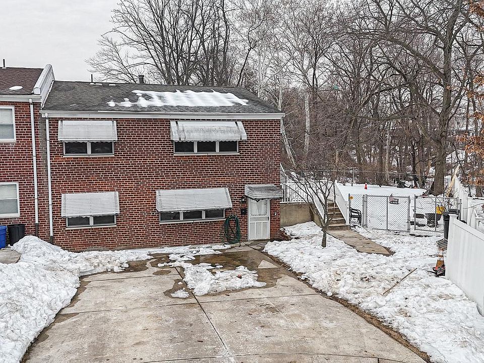 1st image of 3303 S Keswick Cir