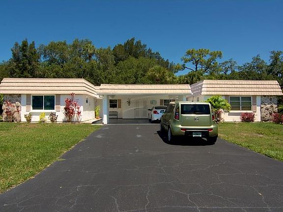 2nd image of 5465 Riverbluff Cir #V-44
