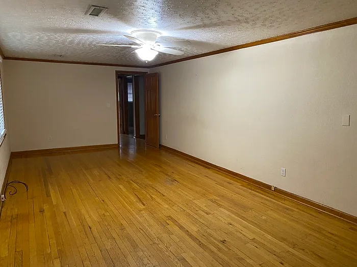 139 Gold Medallion Dr — Photo 3