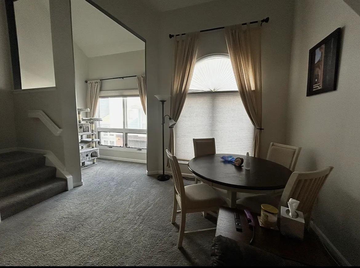 1 bed, 953 sqft, $2,000 — Photo 2