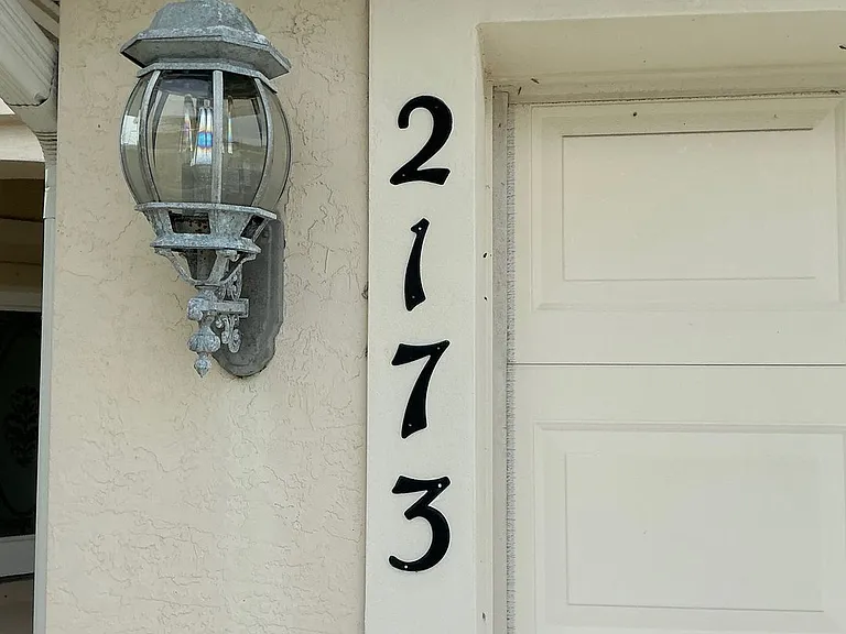 2173 SW Idaho Ln — Photo 2