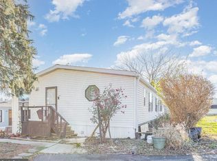 203 Oakfield Ct W, Lancaster, PA 17603