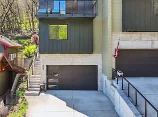 608 NW Michigan Ave, White Salmon, WA
