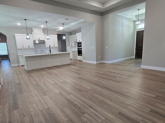 4th image of 2750 Eastridge Blvd