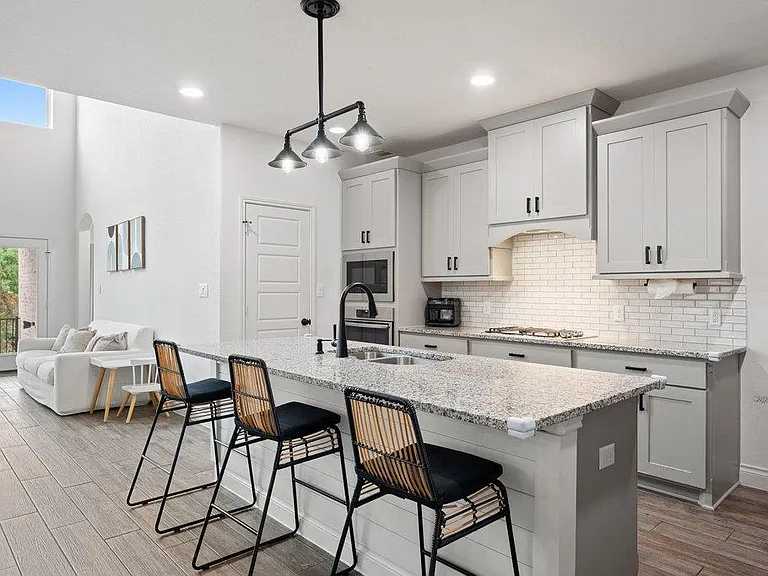 6600 Llano Stage Trl — Photo 11