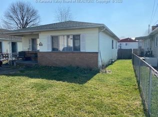 2135 Cleveland Ave, Saint Albans, WV 25177