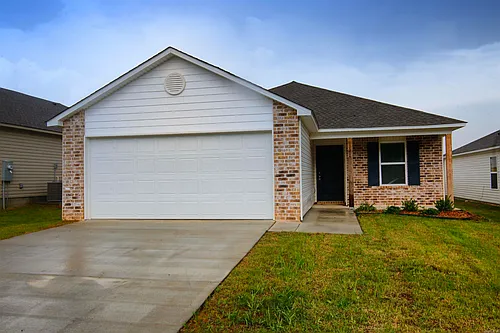 1604 Rambling Brook Dr Photo 1