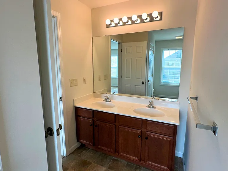 210 Mount Olive Ln — Photo 23