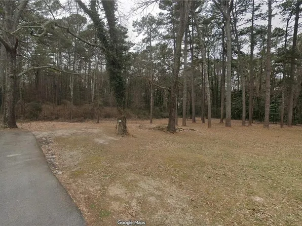 2037 Collier Cir W, Decatur, GA 30032