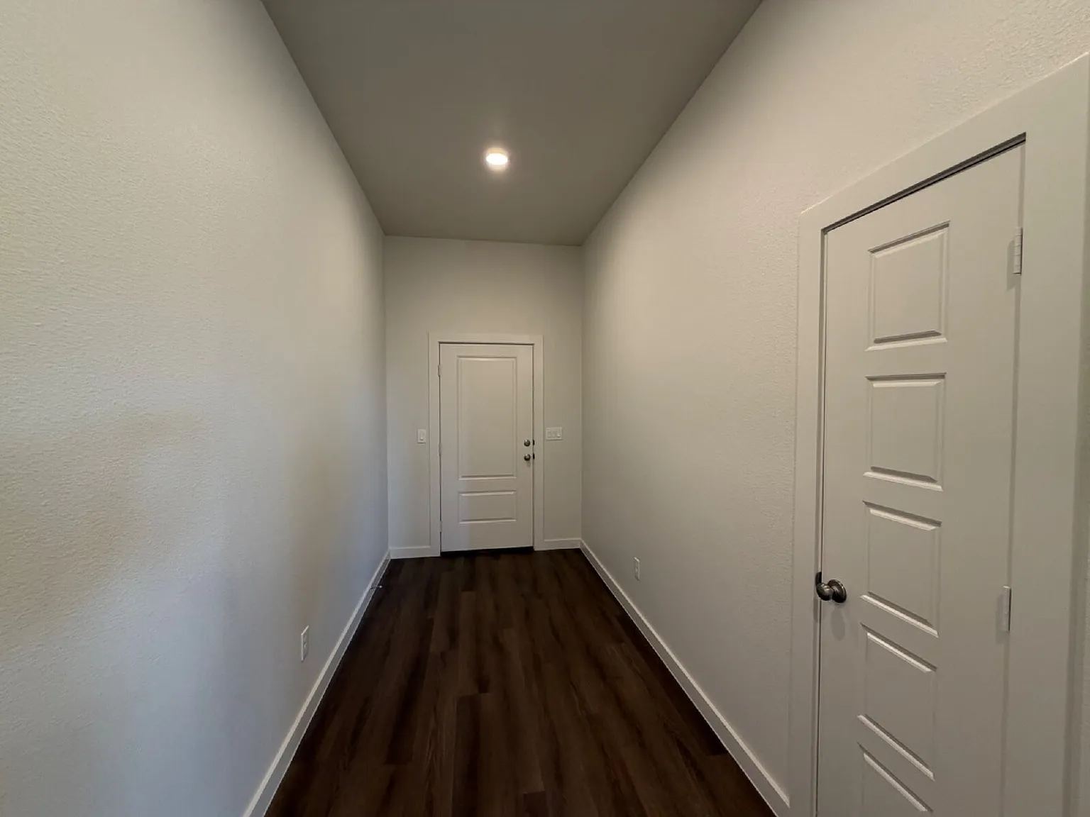 3 bed, 2.0 bath, 1622 sqft, $1,875 — Photo 3