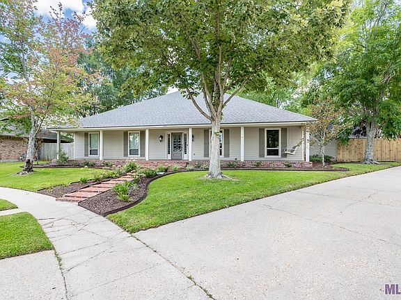 3rd image of 4442 Lake Lawford Ct