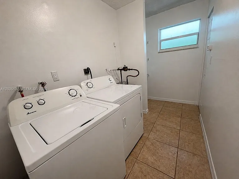9371 Fontainebleau Blvd #I205 — Photo 15
