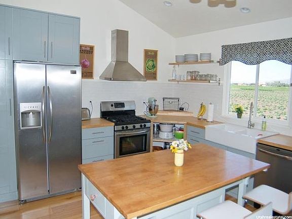 5th image of 102 E Zinfandel Ln #21