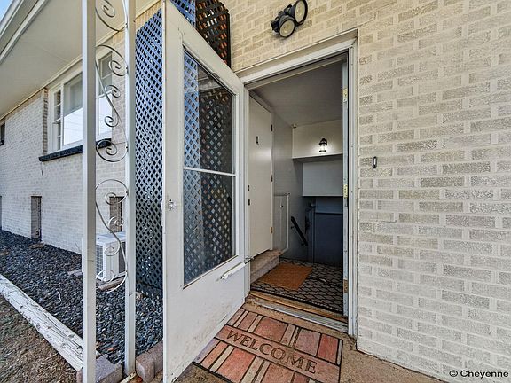 3rd image of 3410 Green Ct