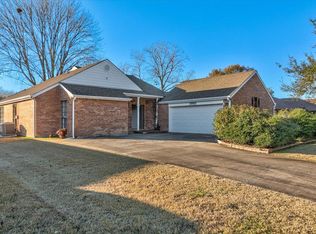 1995 Sams Way, Beaumont, TX 77706