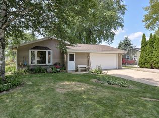 7030 Lamberton Rd, Racine, WI 53402