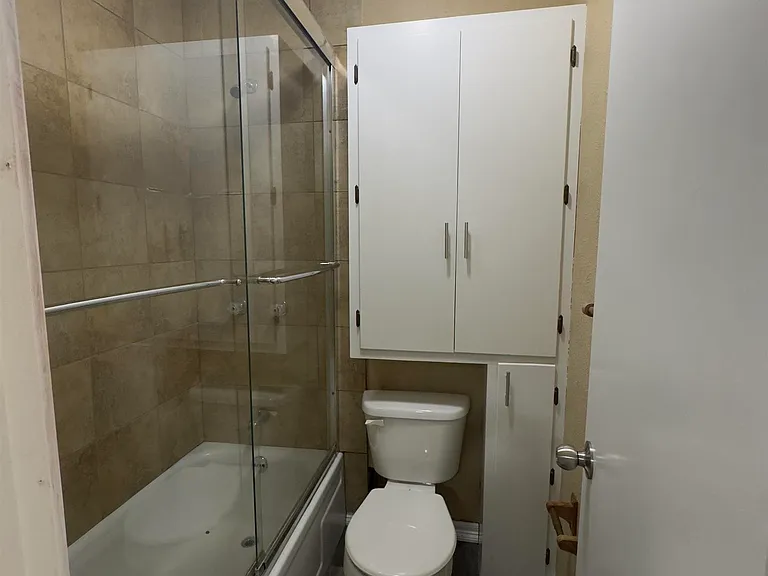 1 Surrey Cir — Photo 20