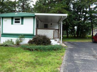 16 Rabbit Ct, Whiting, NJ 08759