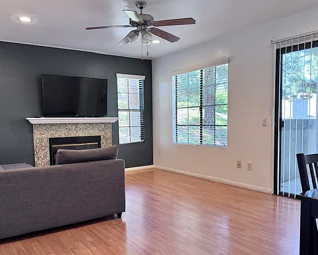 14996 Avenida Venusto #25 — Photo 6