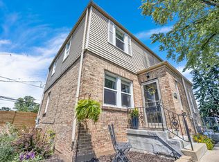 1070 E Thacker St, Des Plaines, IL