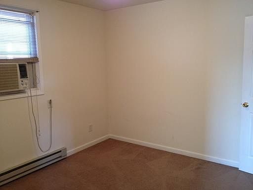 2nd image of 2425 Kline Ave #B