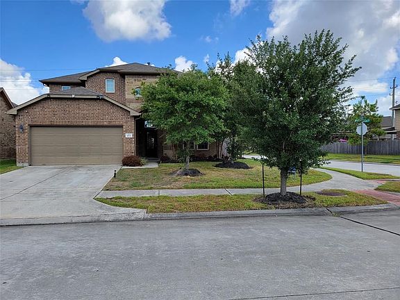 3rd image of 4502 Mallory Creek Dr