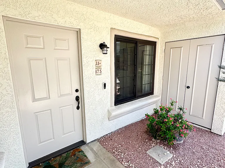2701 E Mesquite Ave #JJ175 — Photo 43
