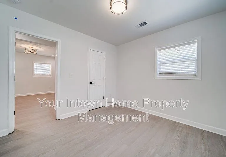 1047 Grant Way SE — Photo 23