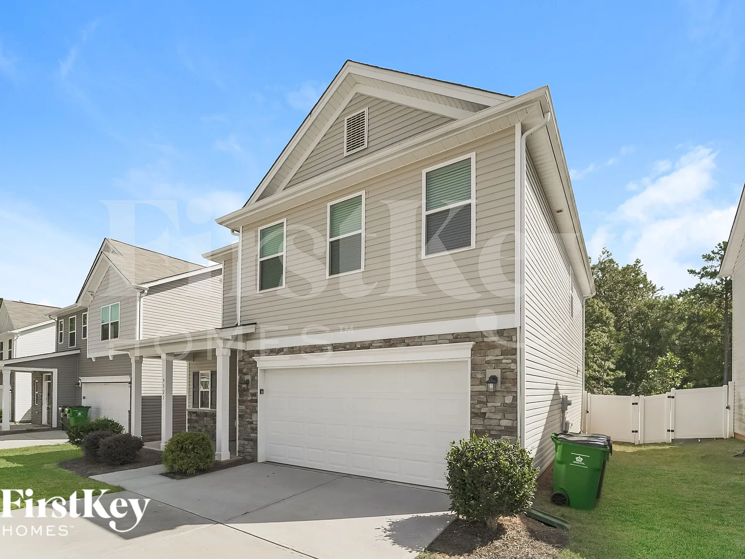 4 bed, 2.5 bath, 2106 sqft, $2,540 — Photo 2
