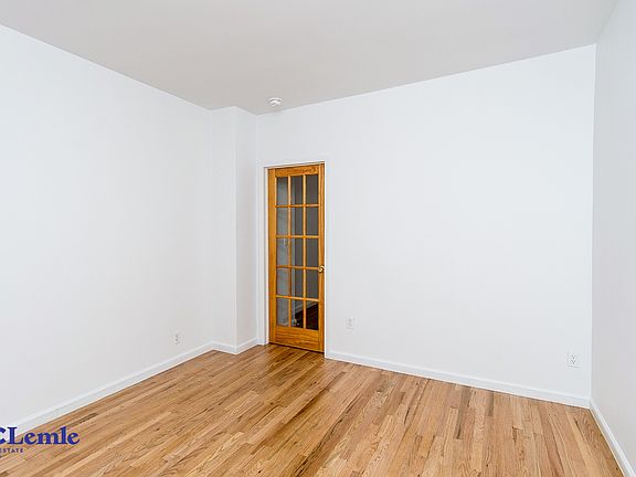 4th image of 218 E 81st St APT 4B