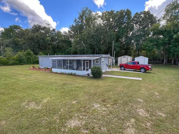 1670 NE 132nd Ln, Trenton, FL 32693